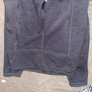 Dark Grey American Eagle Curvy legging with pockets